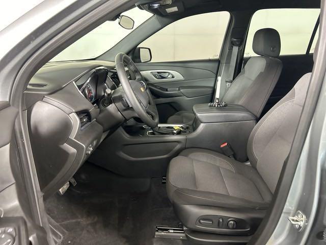 used 2023 Chevrolet Traverse car, priced at $29,990