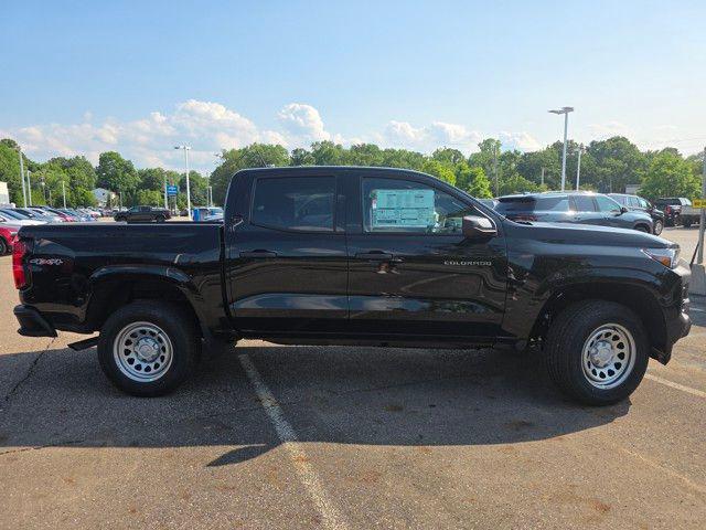 new 2025 Chevrolet Colorado car, priced at $33,999