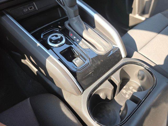 new 2025 Chevrolet Colorado car, priced at $33,999