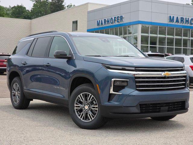 new 2025 Chevrolet Traverse car, priced at $42,560