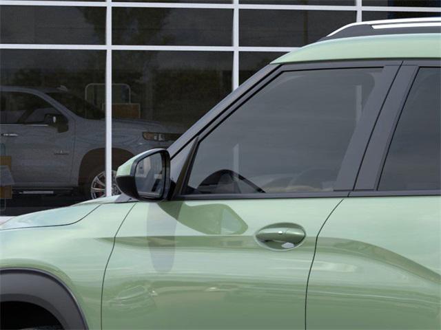 new 2025 Chevrolet TrailBlazer car, priced at $30,320