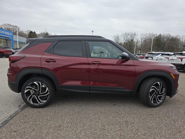 new 2025 Chevrolet TrailBlazer car, priced at $28,990