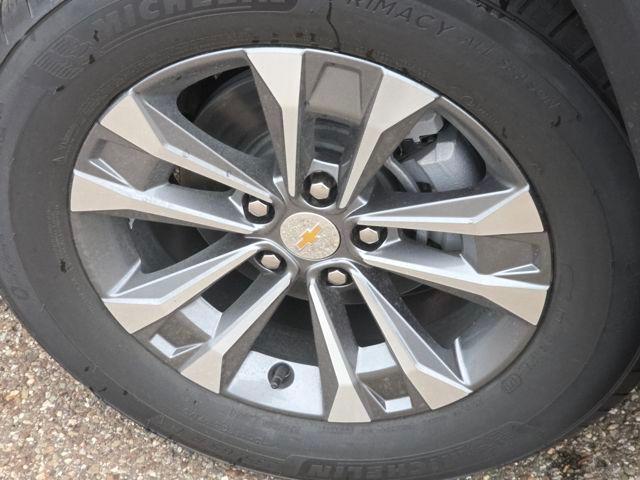 new 2026 Chevrolet Equinox car, priced at $33,544