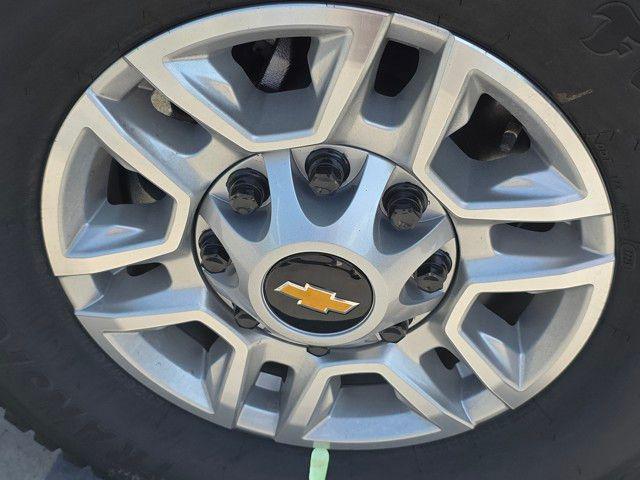 new 2025 Chevrolet Silverado 2500 car, priced at $65,998