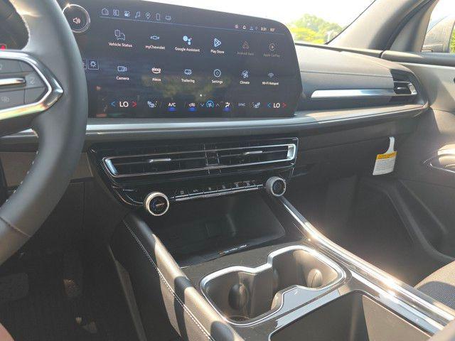 new 2025 Chevrolet Traverse car, priced at $43,998