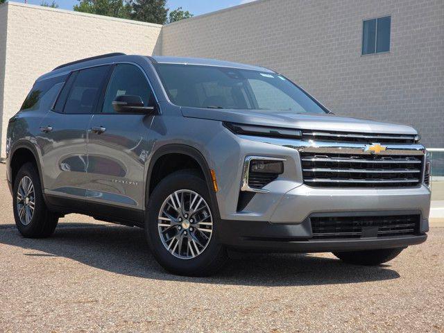 new 2025 Chevrolet Traverse car, priced at $43,998