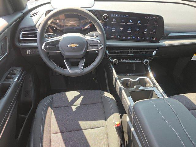 new 2025 Chevrolet Traverse car, priced at $43,998