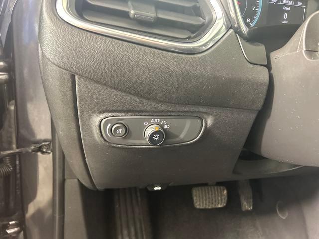 used 2022 Chevrolet Equinox car, priced at $18,990