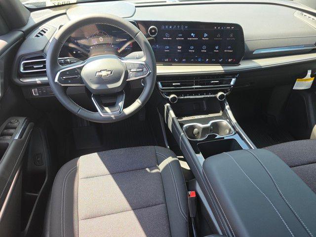 new 2025 Chevrolet Traverse car, priced at $41,498