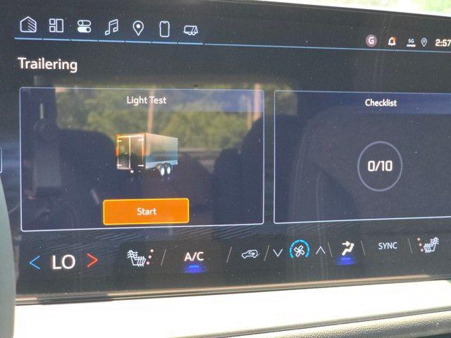 new 2025 Chevrolet Traverse car, priced at $41,498
