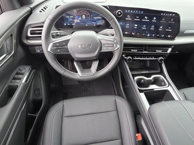 new 2025 Chevrolet Traverse car, priced at $47,730