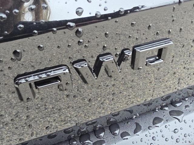 new 2025 Chevrolet Traverse car, priced at $47,730