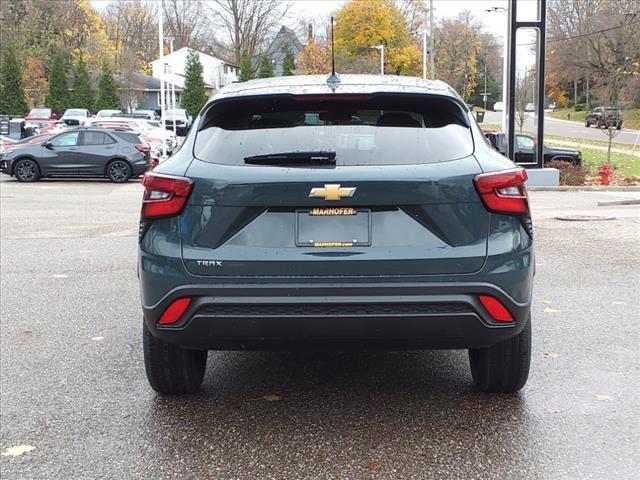 new 2025 Chevrolet Trax car, priced at $21,245