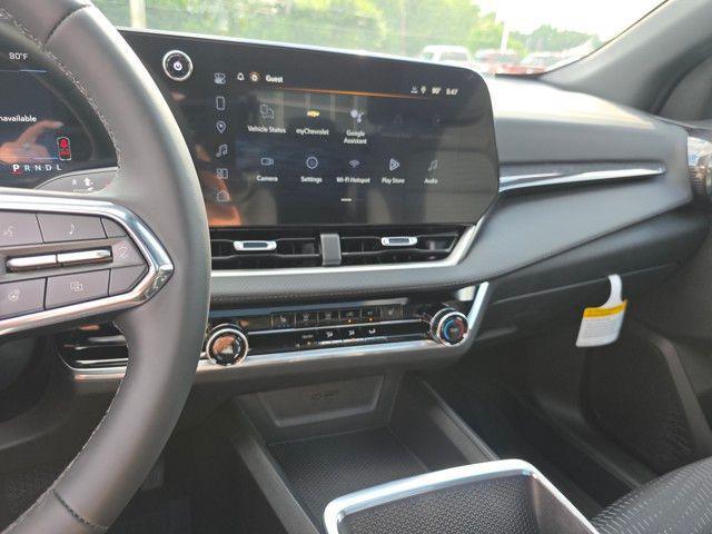 new 2026 Chevrolet Equinox car, priced at $32,495