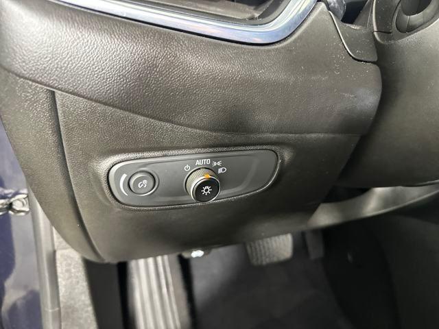 used 2021 Chevrolet Equinox car, priced at $18,990