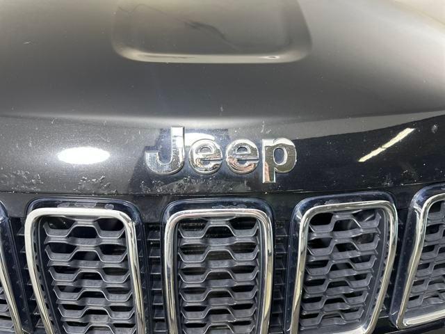 used 2017 Jeep Grand Cherokee car, priced at $13,790