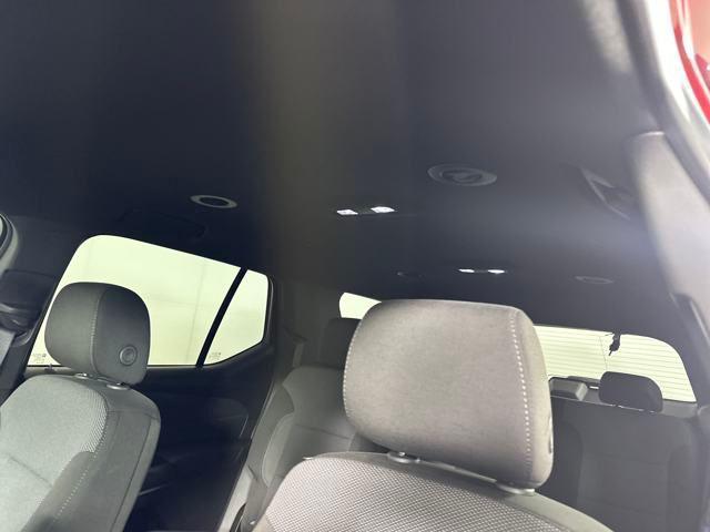 used 2023 Chevrolet Traverse car, priced at $29,490