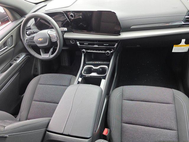 new 2025 Chevrolet Traverse car, priced at $43,040