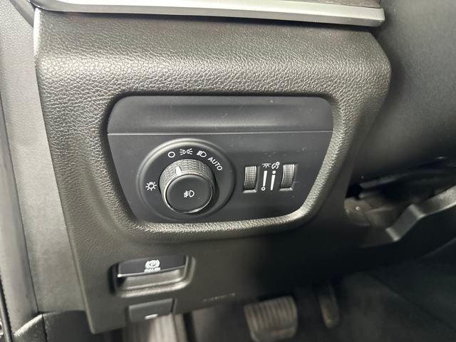 used 2022 Jeep Grand Cherokee L car, priced at $27,990