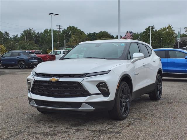 new 2025 Chevrolet Blazer car, priced at $35,990