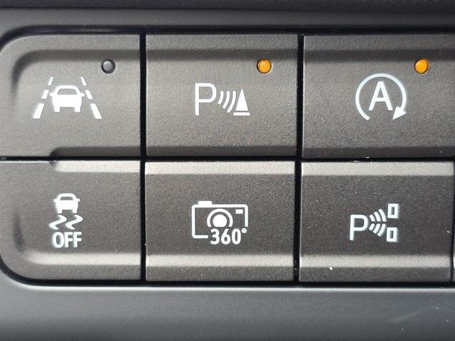 new 2025 Chevrolet Suburban car, priced at $81,990