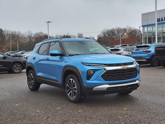 new 2025 Chevrolet TrailBlazer car, priced at $30,725