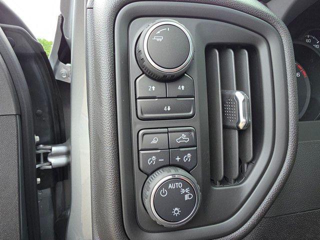 new 2025 Chevrolet Silverado 2500 car, priced at $52,240