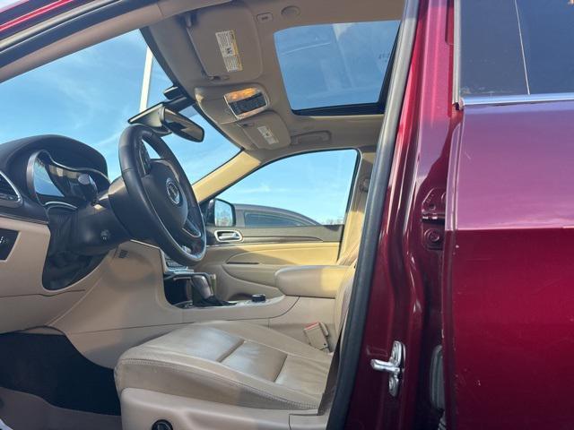 used 2018 Jeep Grand Cherokee car, priced at $15,990