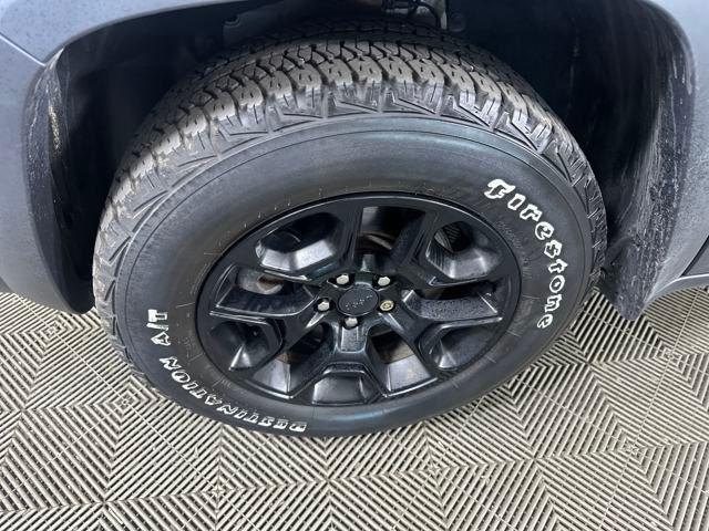 used 2019 Jeep Cherokee car, priced at $19,990