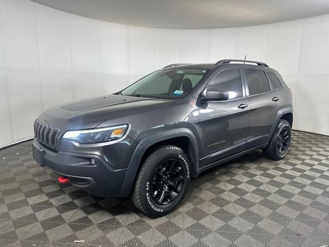 used 2019 Jeep Cherokee car, priced at $19,990