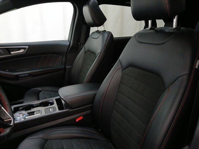 used 2024 Ford Edge car, priced at $31,999