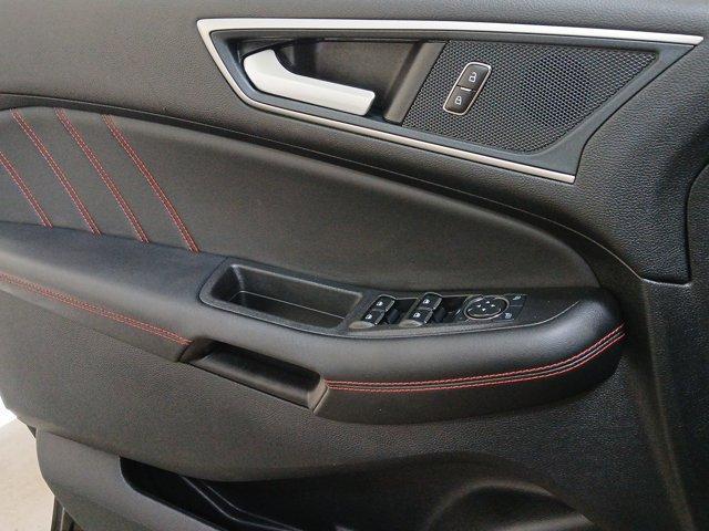 used 2024 Ford Edge car, priced at $31,999