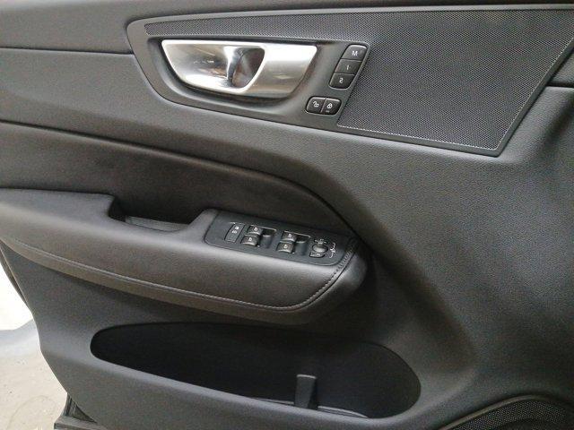 used 2023 Volvo XC60 Recharge Plug-In Hybrid car, priced at $39,999