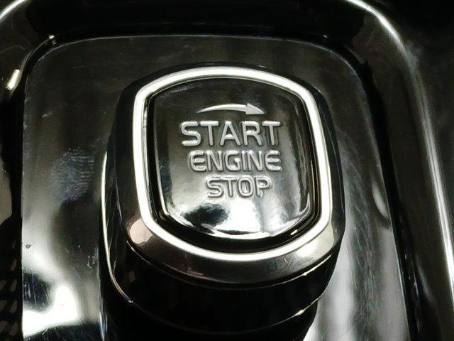 used 2023 Volvo XC60 Recharge Plug-In Hybrid car, priced at $39,999