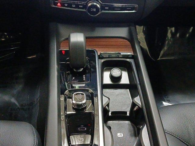 used 2023 Volvo XC60 Recharge Plug-In Hybrid car, priced at $39,999