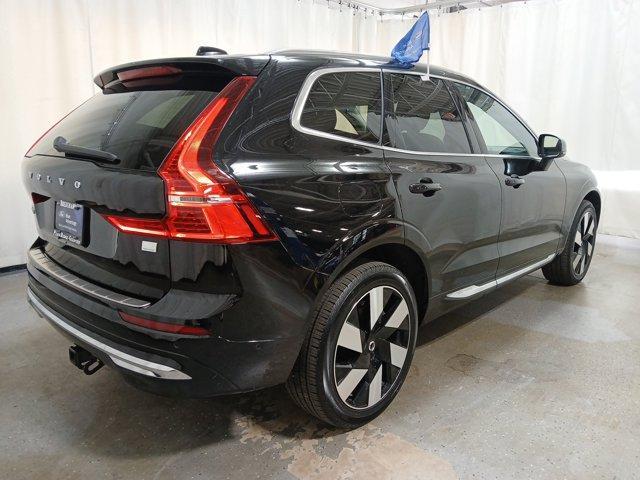 used 2023 Volvo XC60 Recharge Plug-In Hybrid car, priced at $39,999