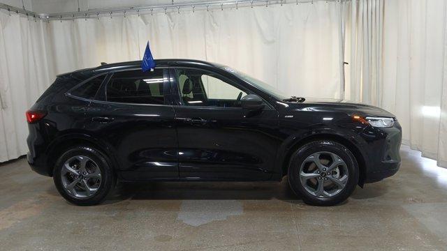 used 2023 Ford Escape car, priced at $25,999