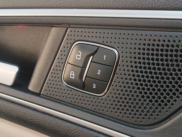 used 2020 Ford Edge car, priced at $20,999