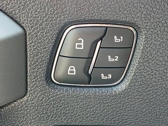 used 2022 Ford F-250 car, priced at $65,999