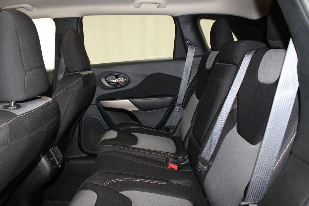 used 2018 Jeep Cherokee car, priced at $14,228