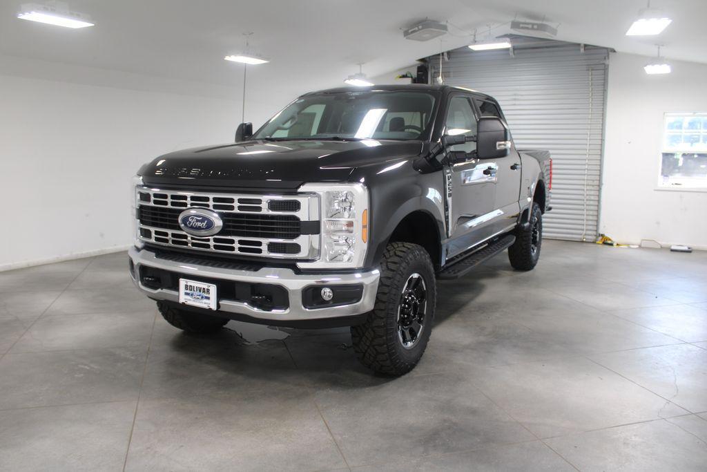 new 2025 Ford F-250 car, priced at $59,726