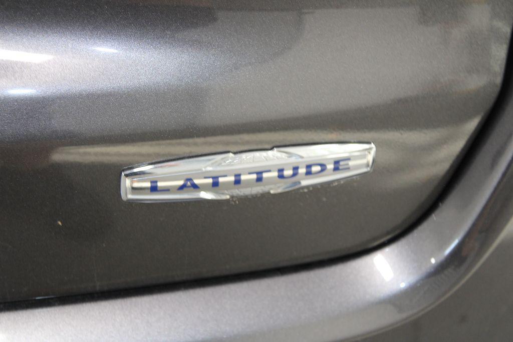used 2024 Jeep Compass car, priced at $21,388