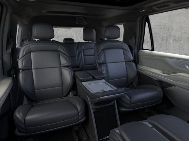 new 2025 Lincoln Navigator car, priced at $109,940