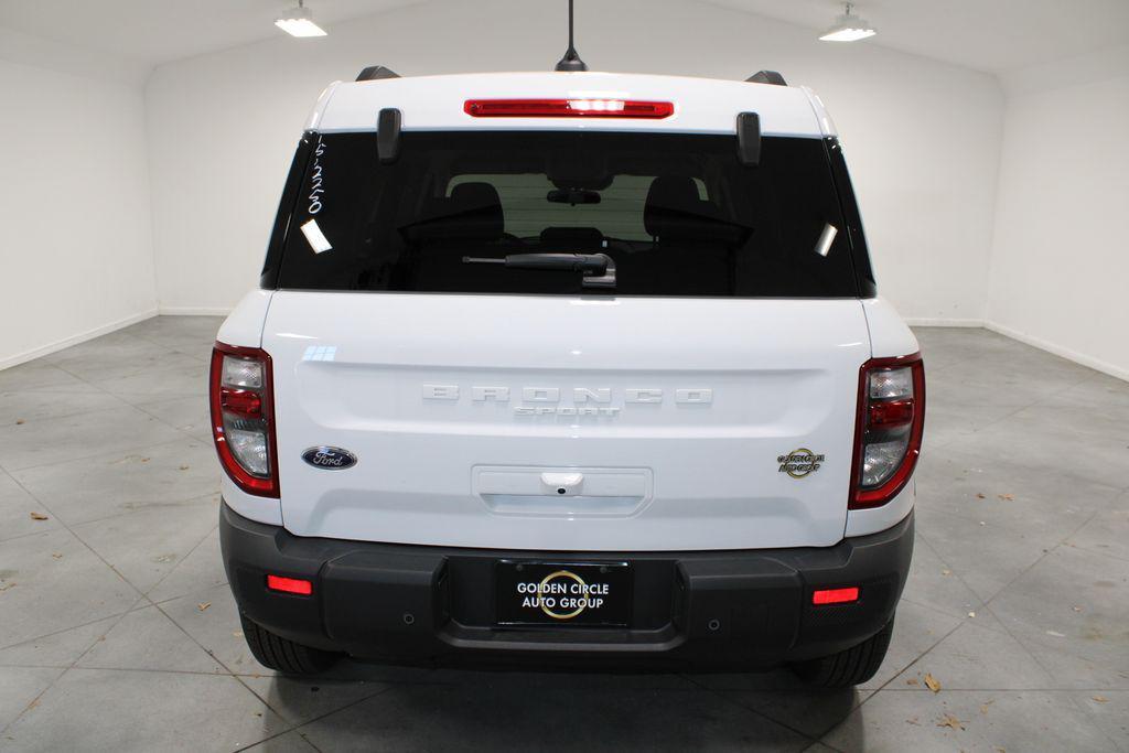 new 2025 Ford Bronco Sport car, priced at $33,171