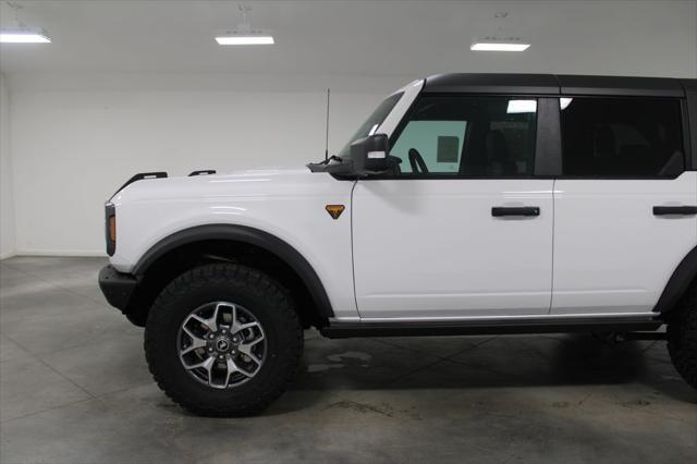 new 2024 Ford Bronco car, priced at $59,988