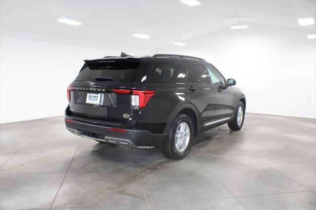 new 2025 Ford Explorer car, priced at $40,725