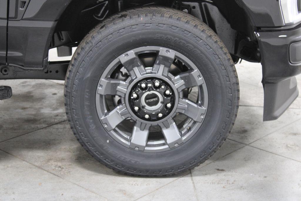 new 2025 Ford F-250 car, priced at $65,961
