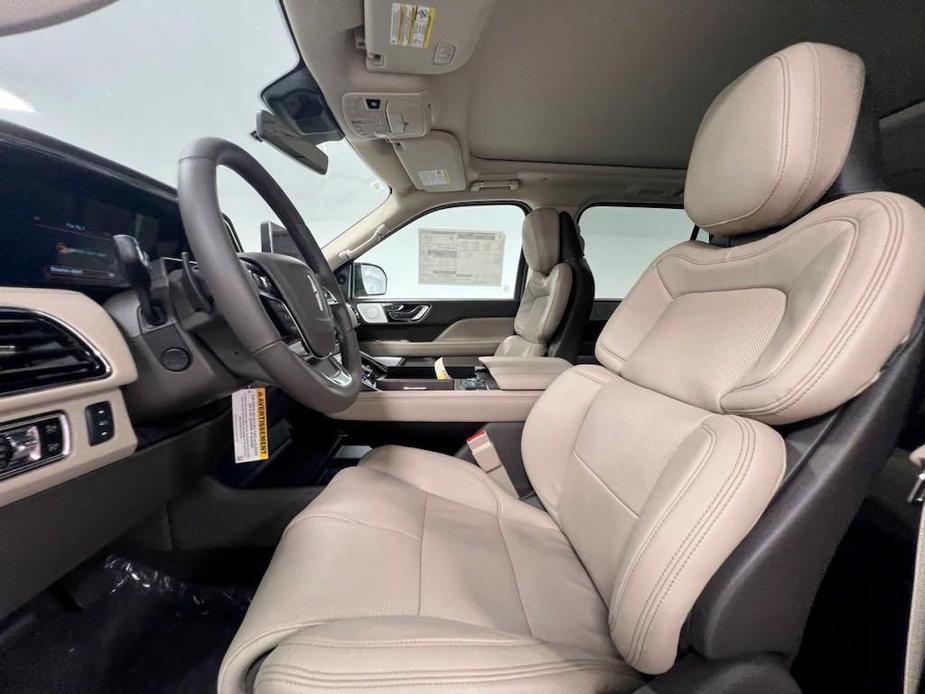 new 2024 Lincoln Navigator car, priced at $98,250