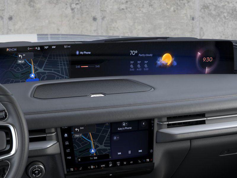 new 2025 Lincoln Navigator car, priced at $109,237