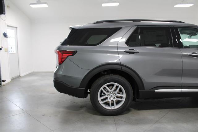 new 2025 Ford Explorer car, priced at $42,816